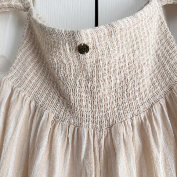 Billabong Women’s Smocked Long Sleeve Romper Beige Stripe Square Neck Size S - Picture 3 of 13